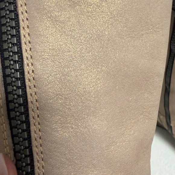 Timberland Leather Women's iridescent Beige Wedge Boots 6.5 - Picture 9 of 14